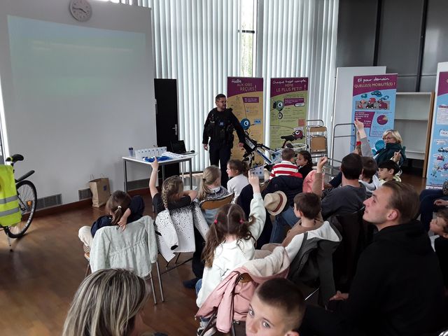 Atelier de sensibilisation à la sécurité routière avec la police municipale